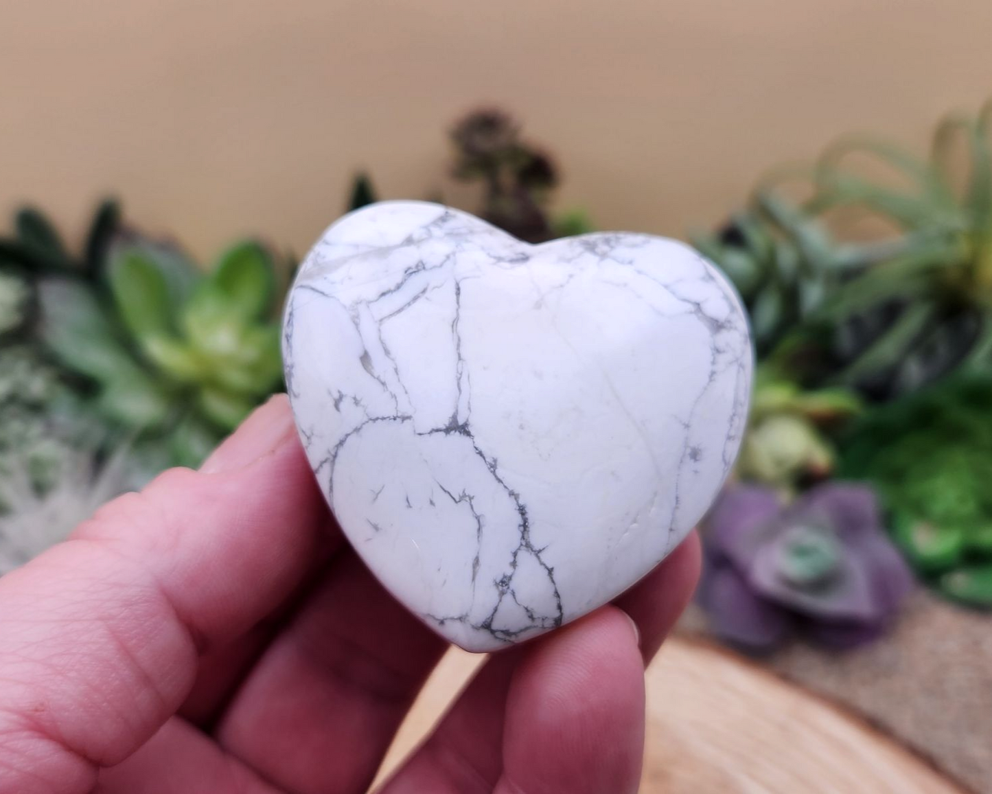Howlite Heart