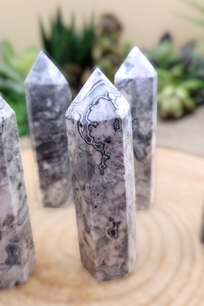 Crazy Lace Agate Tower